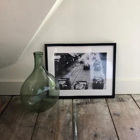 Gravenstraat18 Bed and breakfast *